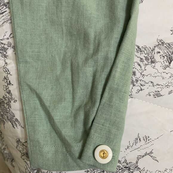 St. John Sport Size L Button Down Shirt 100% Linen Mint Green Relaxed Coastal - Picture 9 of 9